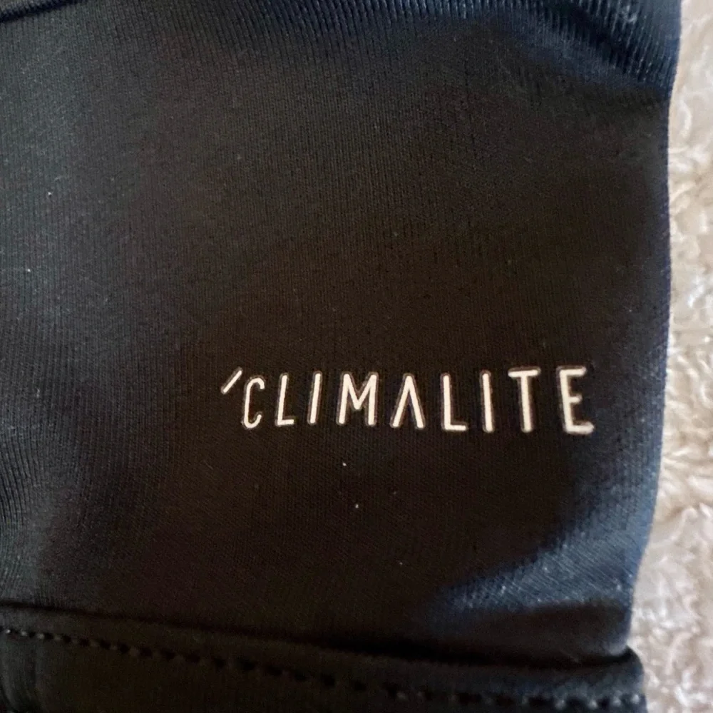 EUC Addidas Sports Bra Size‎ Small